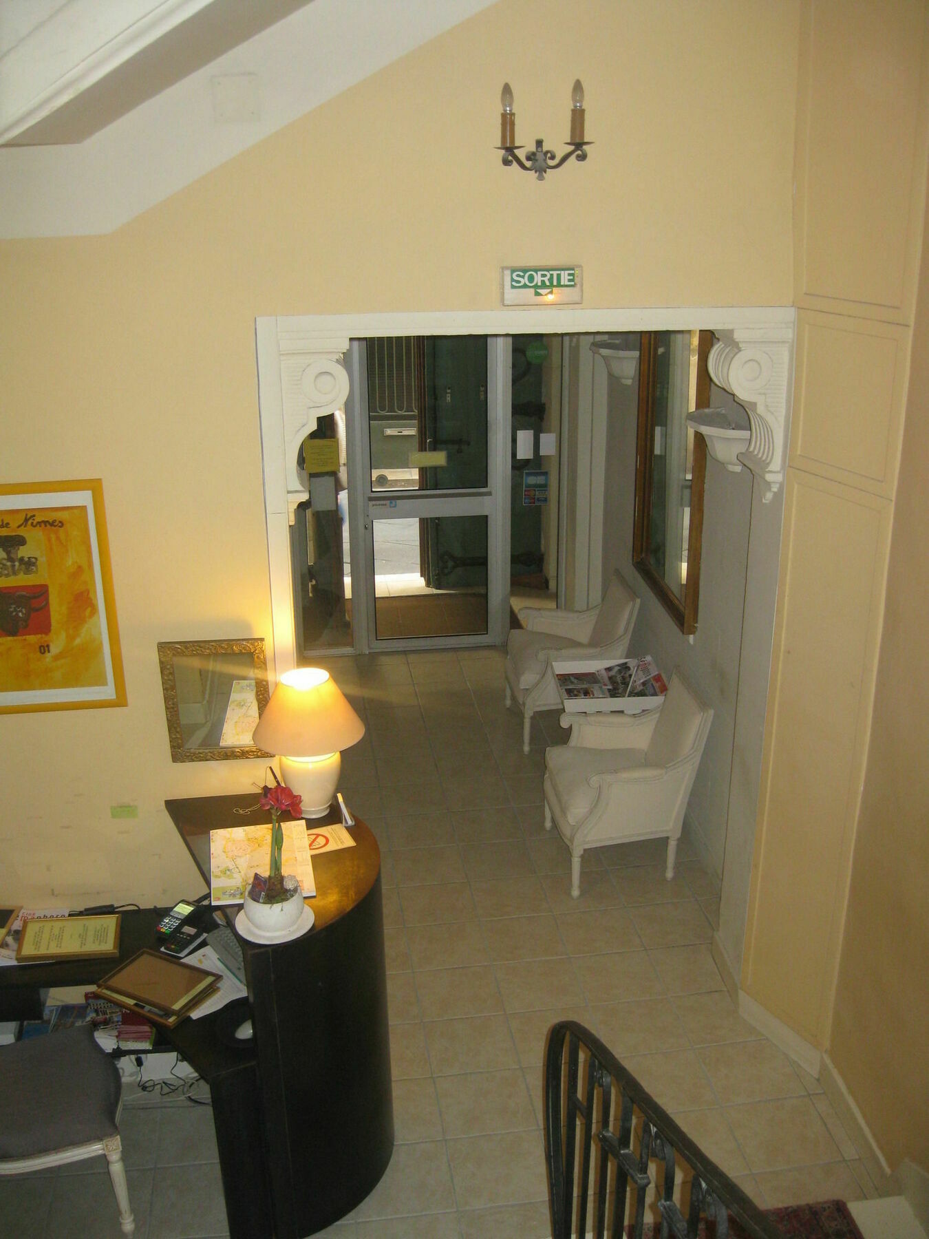 נים Hotel De L'Amphitheatre מראה חיצוני תמונה